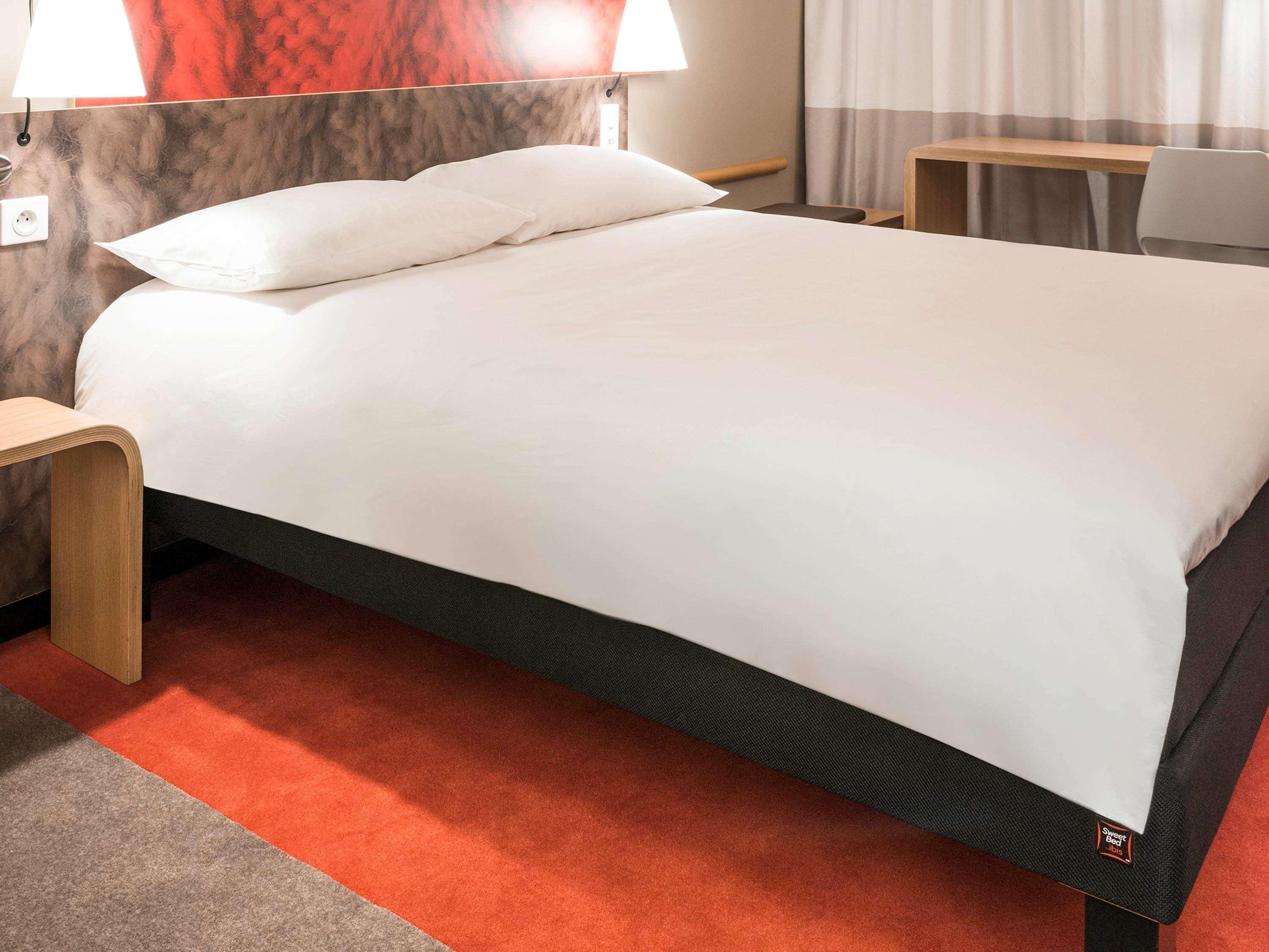 Ibis Budget Caen Porte De Bretagne Bretteville-sur-Odon Exterior foto